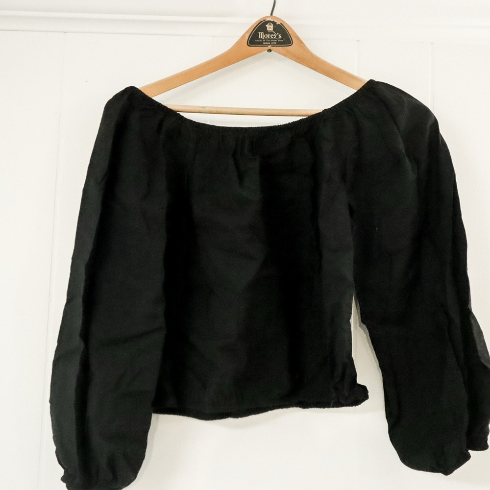 Nine West Black Off-Shoulder Blouse